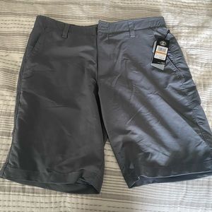 Under Armour Shorts size 36